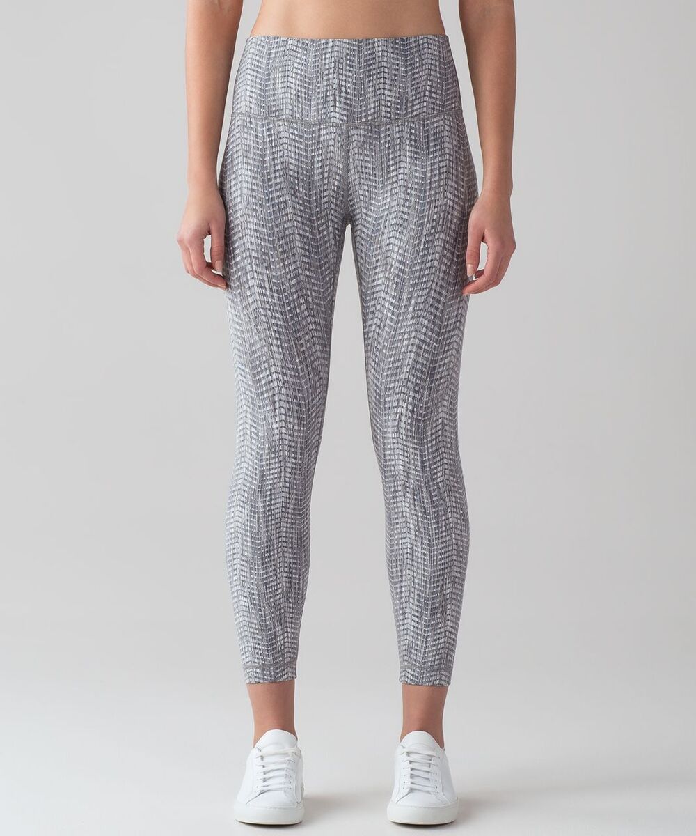 Lululemon Size 10 Luon Arrow Jacquard Battleship Wunder Under Hi-Rise 7/8 Tight